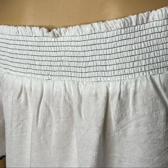 E&M Blue and White Off Shoulder Blouse Embroidered Detail on Bottom Hem Medium - Picture 6 of 10
